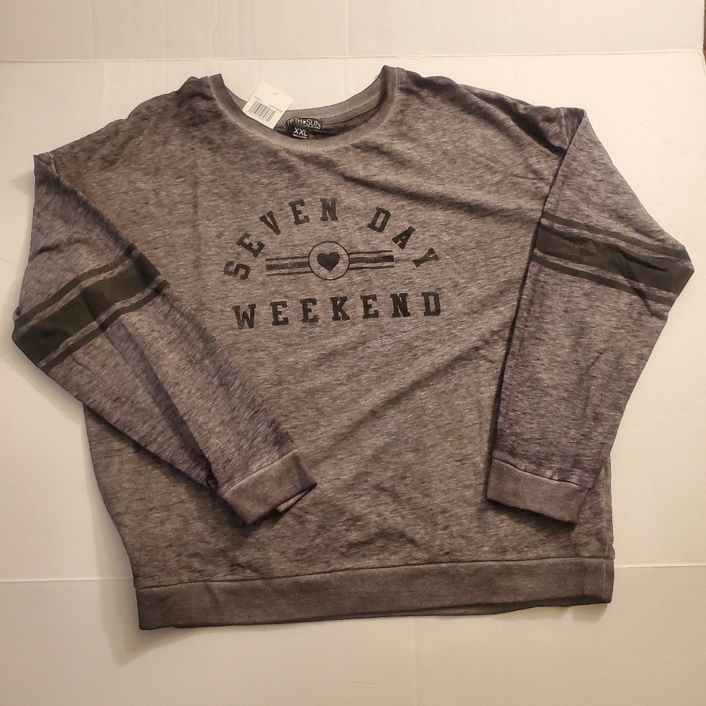 Long Sleeve Top "Seven day Weekend"